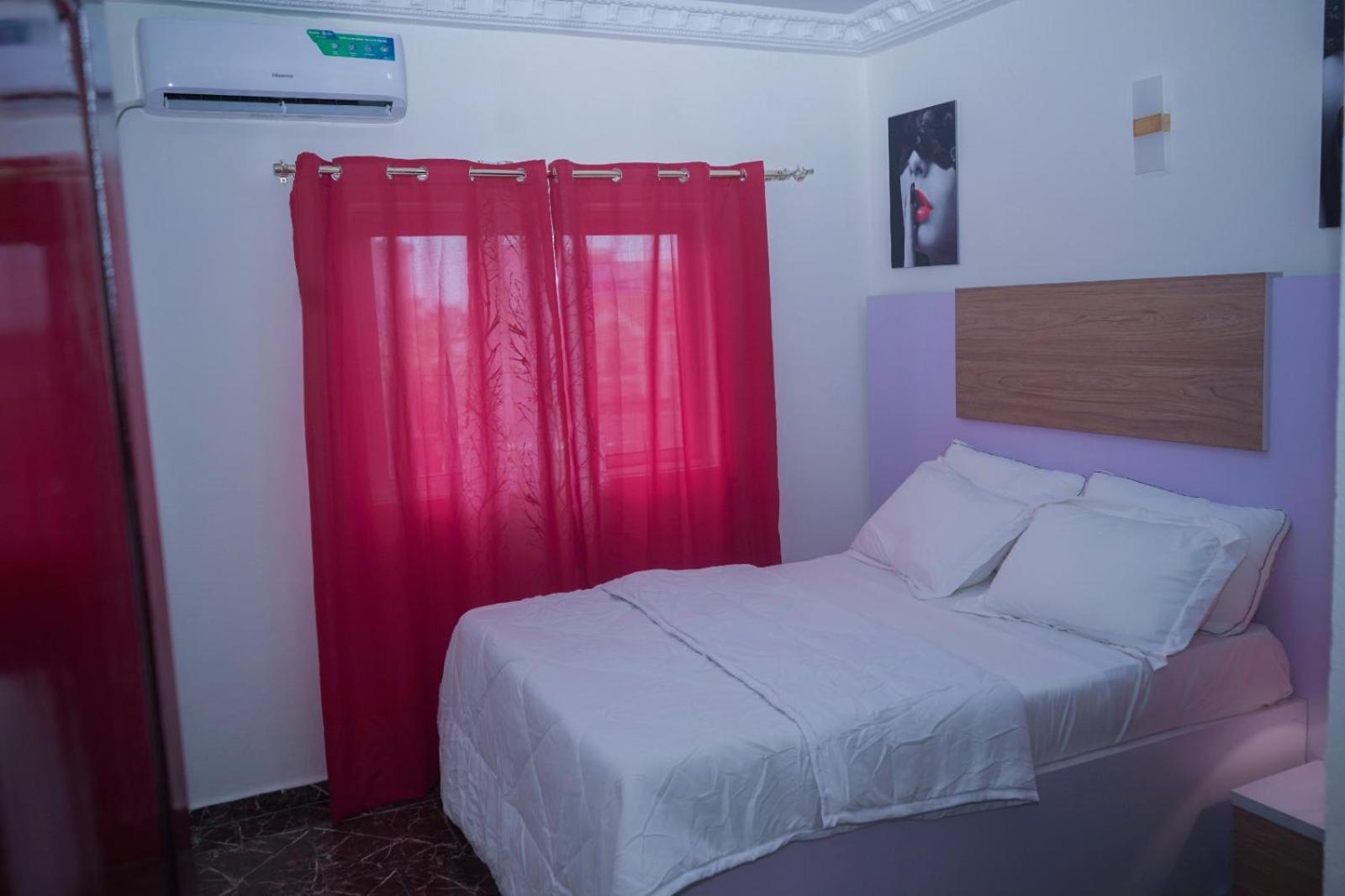 Prince Home دوالا المظهر الخارجي الصورة