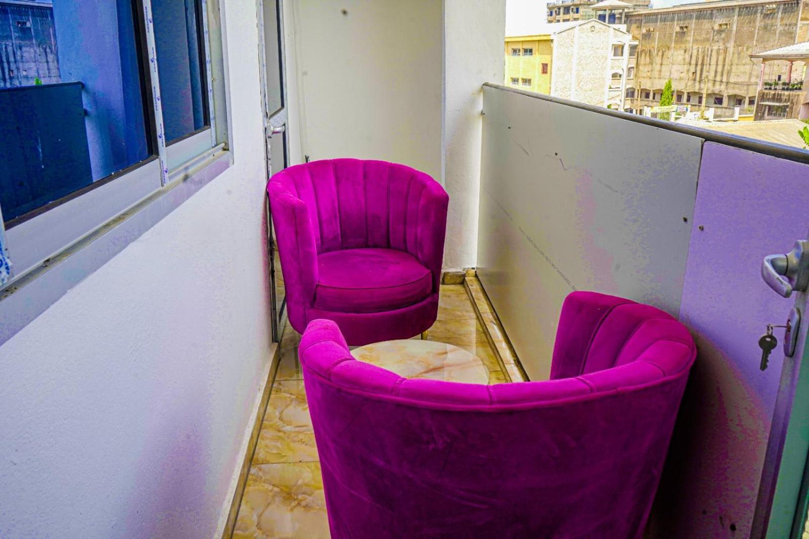 Prince Home دوالا المظهر الخارجي الصورة